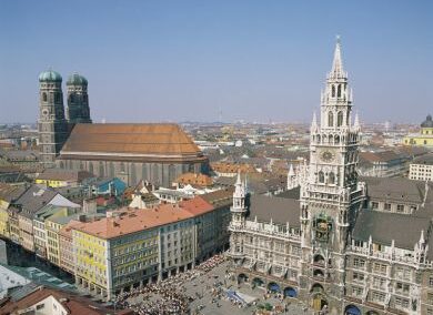 Ansicht des Marienplatz München und Neues Rathaus
