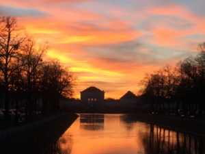 Schloss Nymphenburg umgeben vom Kanalsystem Kurfürst Max Emanuels