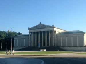 Außensicht Staatliche Antikensammlung am Königsplatz