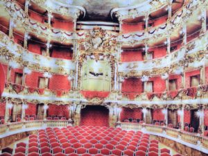 Das Cuvilliés-Theater ist das schönste Rokoko-Theater der Welt