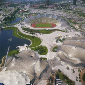 Olympiagelände aus der Vogelperspektive vom Olympiaturm aus fotografiert