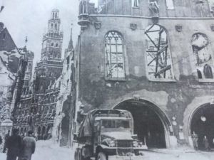 Ansicht des zerstörten Alten Rathauses, München